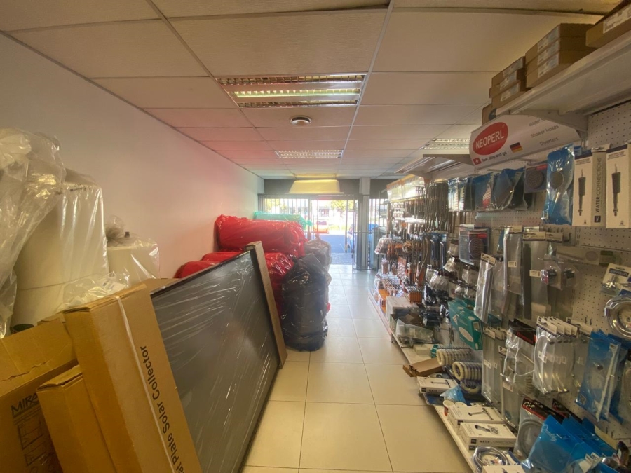 To Let commercial Property for Rent in Brackenfell Central Western Cape